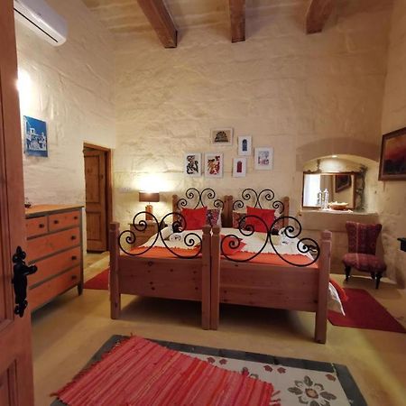 Peaceful Farmhouse Stay With Cozy Yard Gharb  Bagian luar foto