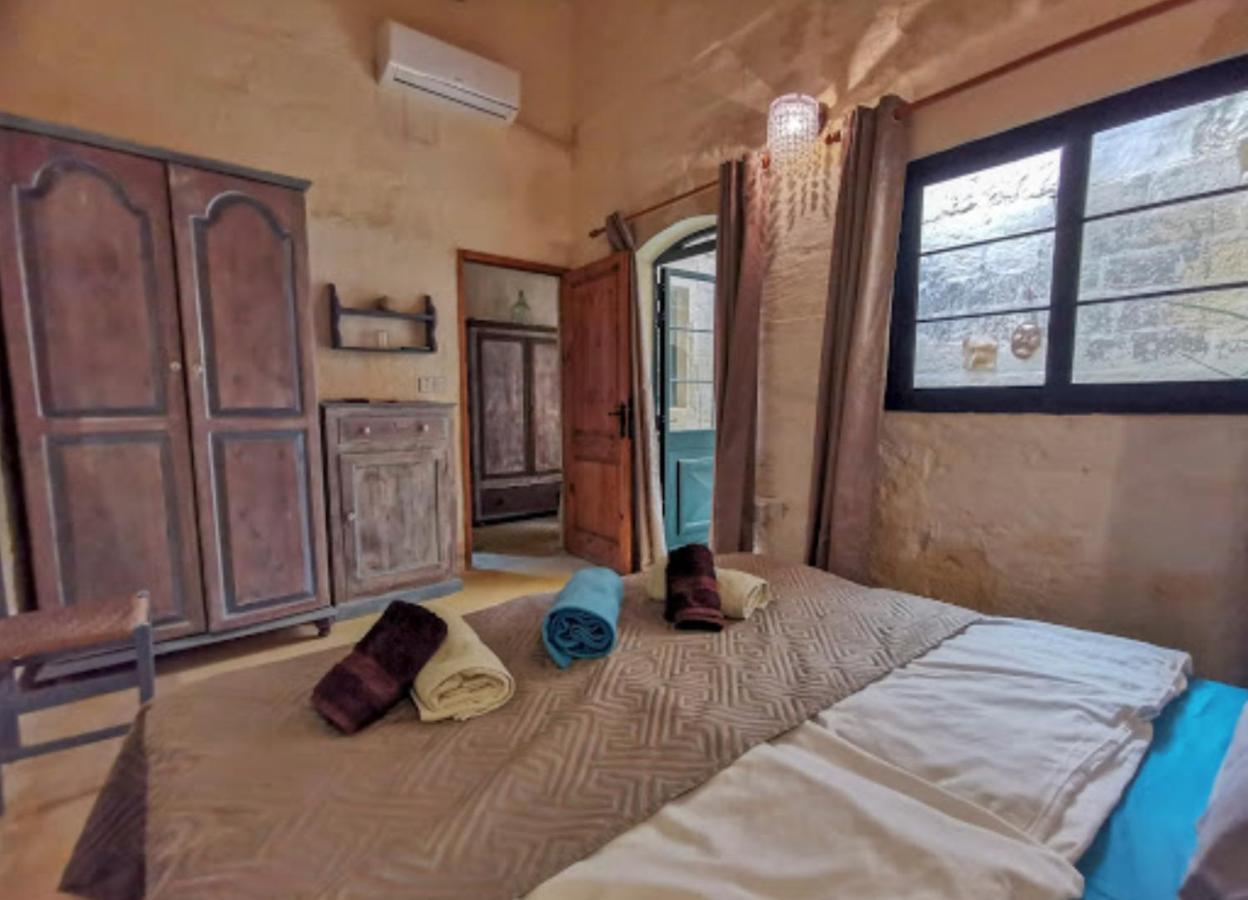 Peaceful Farmhouse Stay With Cozy Yard Gharb  Bagian luar foto