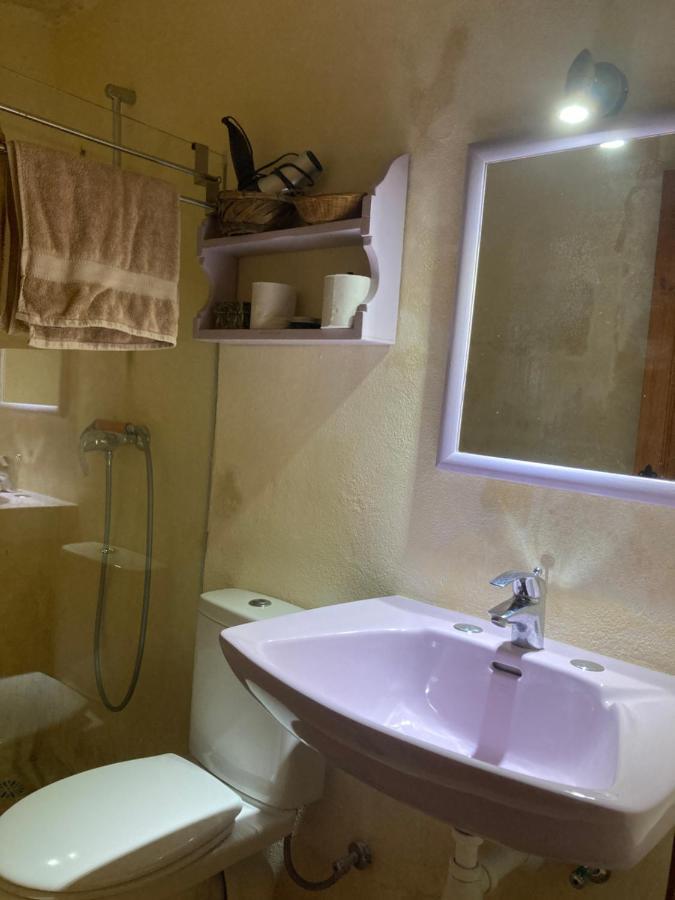 Peaceful Farmhouse Stay With Cozy Yard Gharb  Bagian luar foto