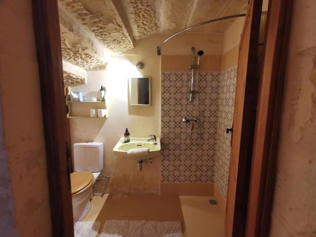 Peaceful Farmhouse Stay With Cozy Yard Gharb  Bagian luar foto